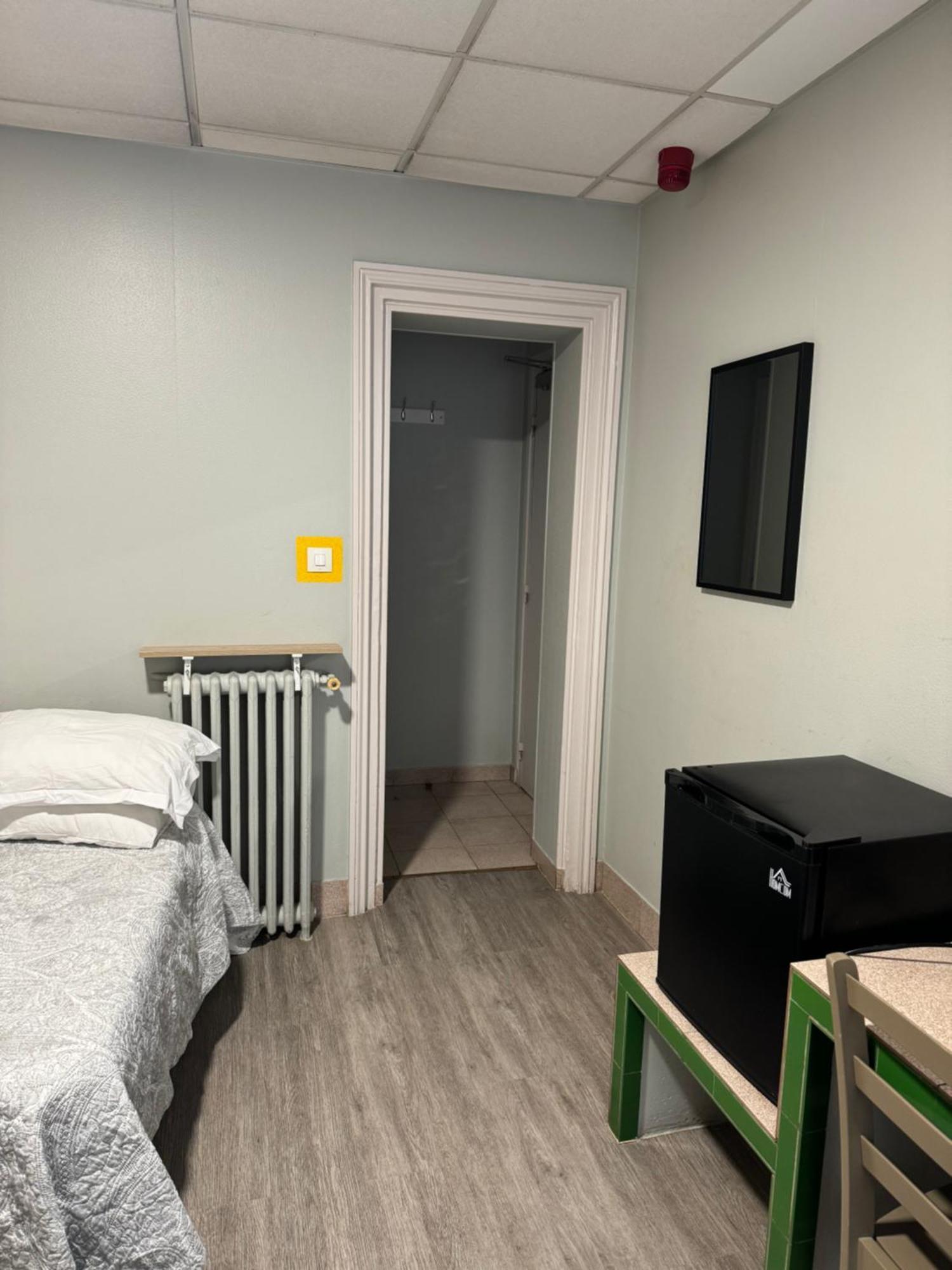 Hotel Jarry Confort Paris Exterior photo